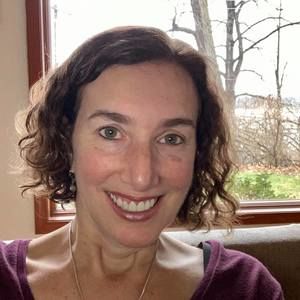 Meet your Posher, Laurie